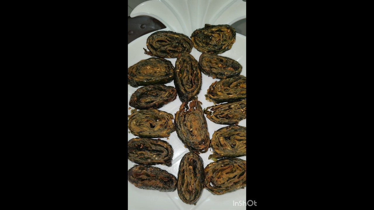 अळुवडी (Aduvadi) #aluvadi recipe shorts #patra #recipe #foodlifemarathi #food #marathifoodvlog 😋😋😋😋😋