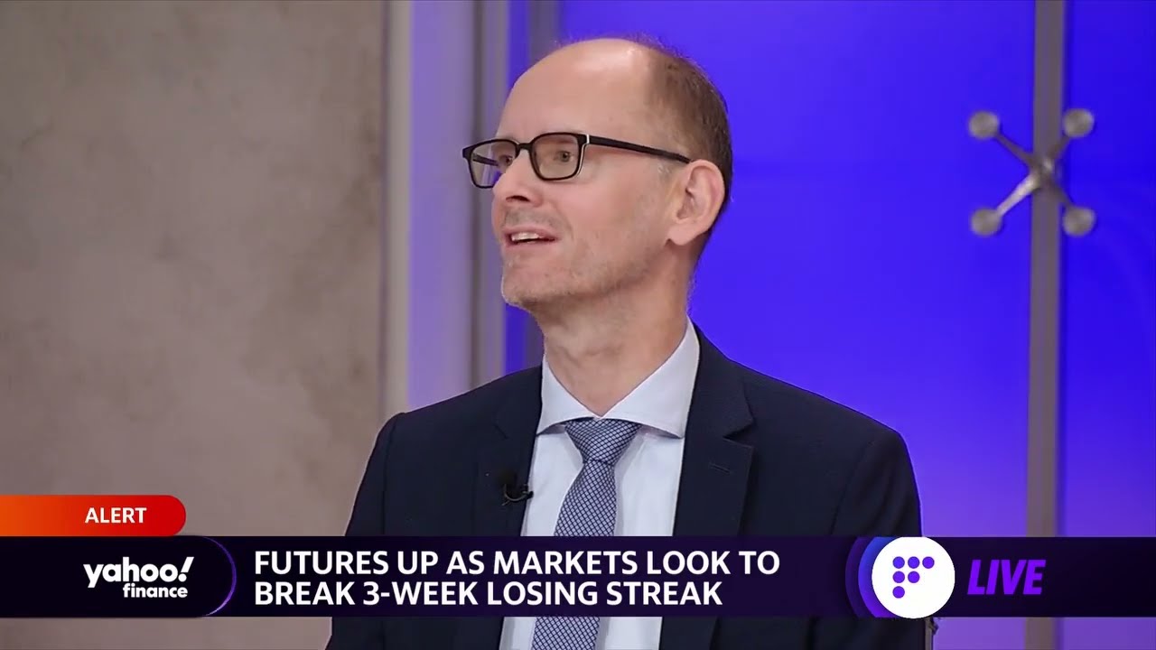 Consumer savings rate is &lsquo;providing some problems for the Federal Reserve&rsquo;: Economist