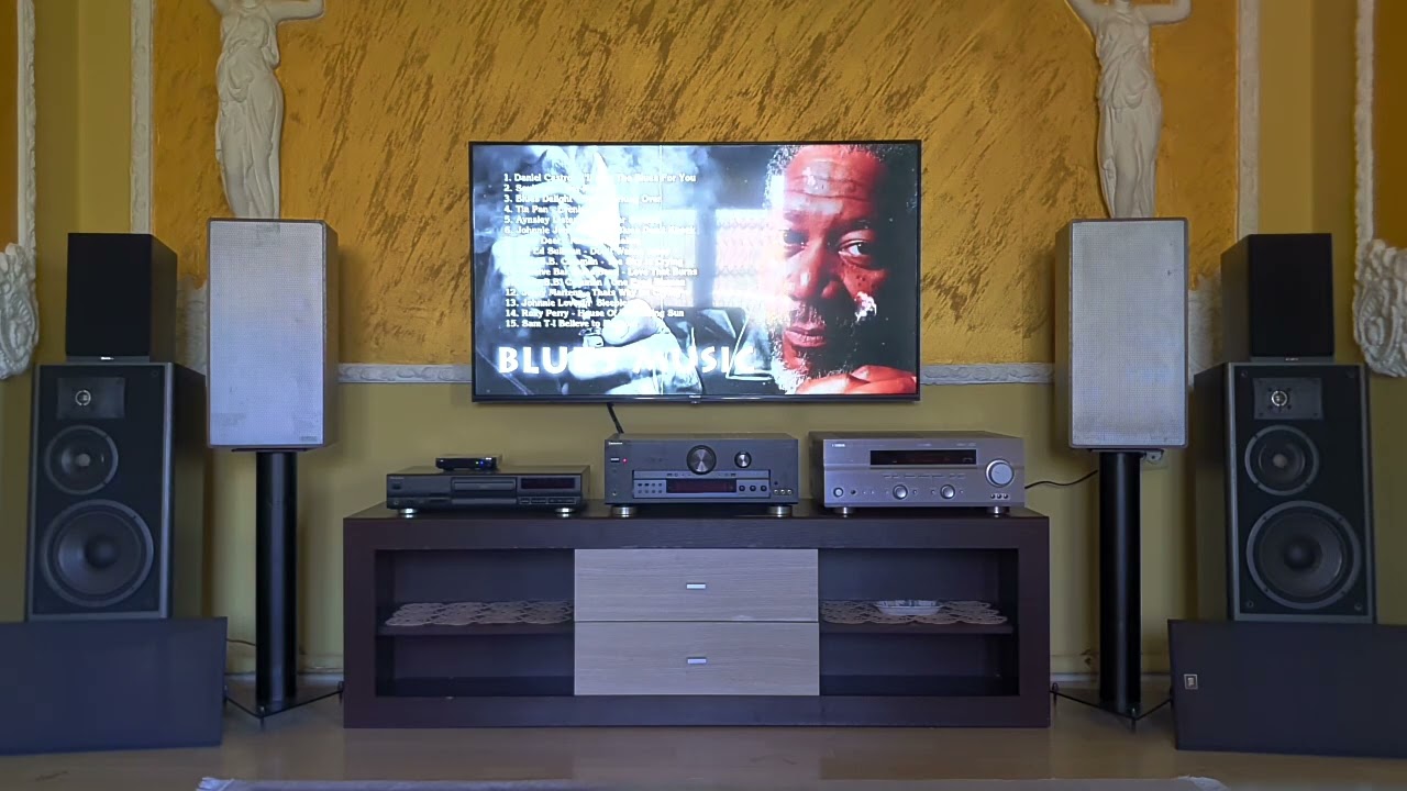 YAMAHA RX-V557 and JBL LX-44 ..USA.. Beautiful combination