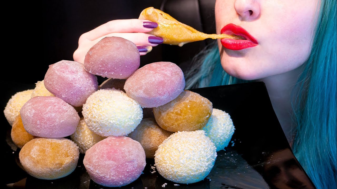 ASMR: Trying Soft Mochi Ice Cream for the First Time - Finally 😍🍦 ~ Relaxing Eating [No Talking|V]😻