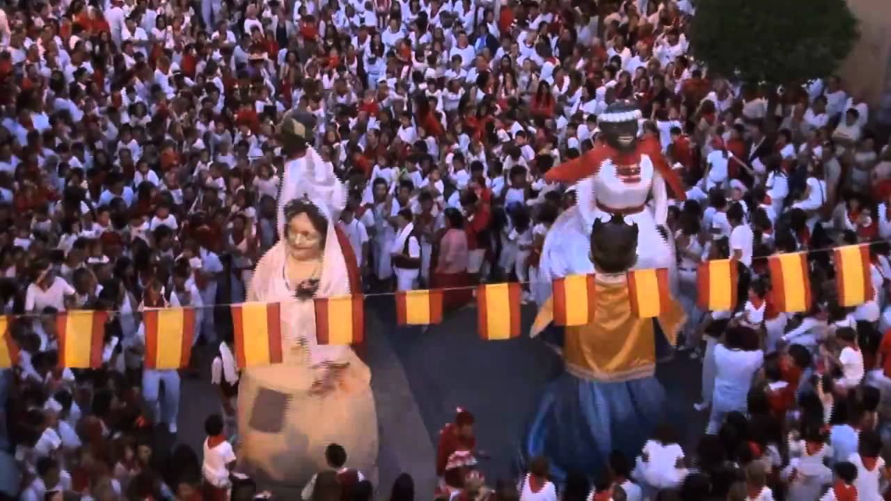 (HD) EL GIGANTON EN CINTRUÉNIGO ( NAVARRA )