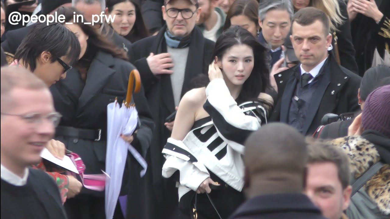Han Sohee 한소희 - Dior Menswear FW25/26 fashion show in Paris - 24.01.2025