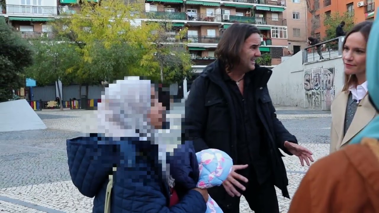 LAVAPI&Eacute;S: 