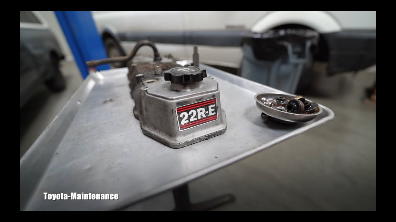 Toyota Engine 22R-E Valve Cover Gasket