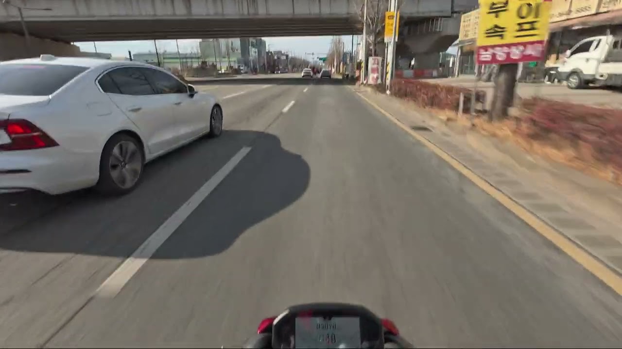 Winter riding on streettriple765rs(화질2160p)