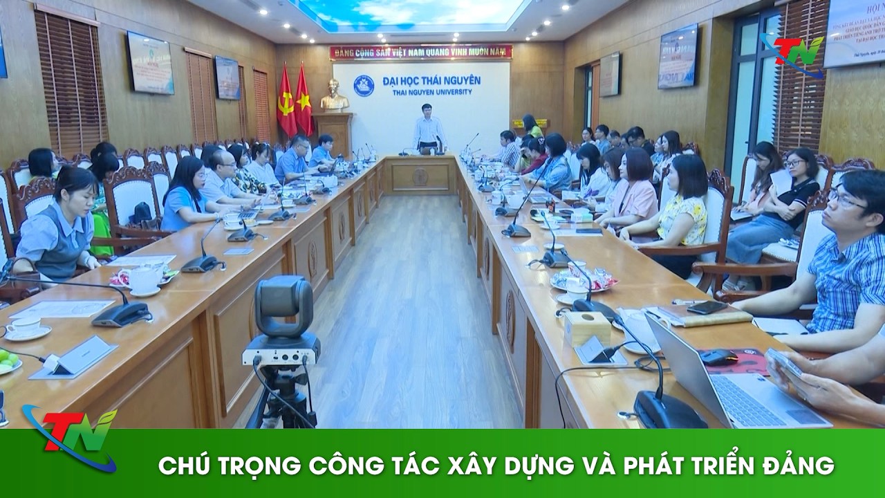 Chú trọng công tác xây dựng và phát triển Đảng