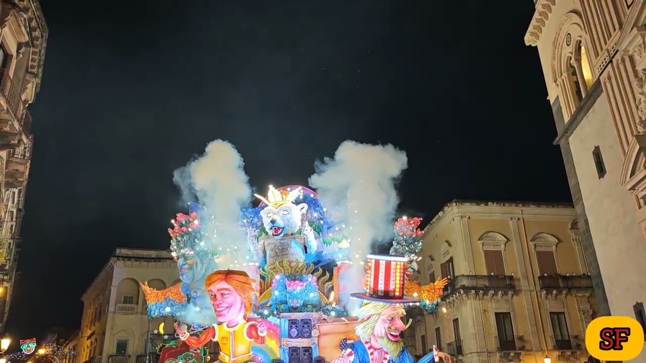 Acireale  - Carnevale  -  Esibizione del carro 