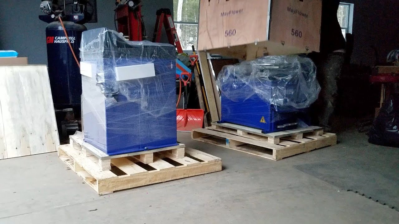 Mayflower 560 Tire Machine and 680 Wheel Balancer - Delivery, unboxing, assembly and first use !!!