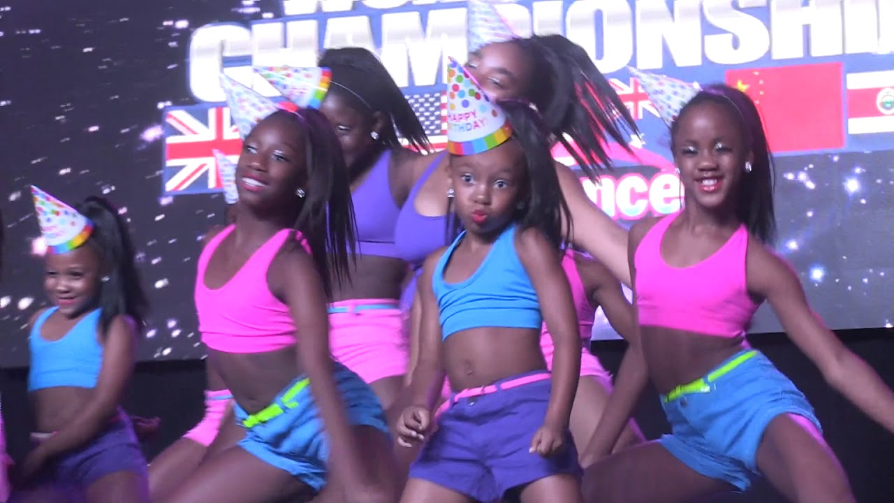 Birthday: Its A Party (Novice Open Line 11 & Under)