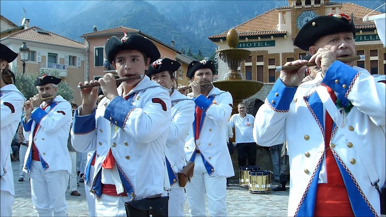 FETE DU FIFRE ET DU TAMBOUR 2013 - Fifres et Tambours de Saint Tropez