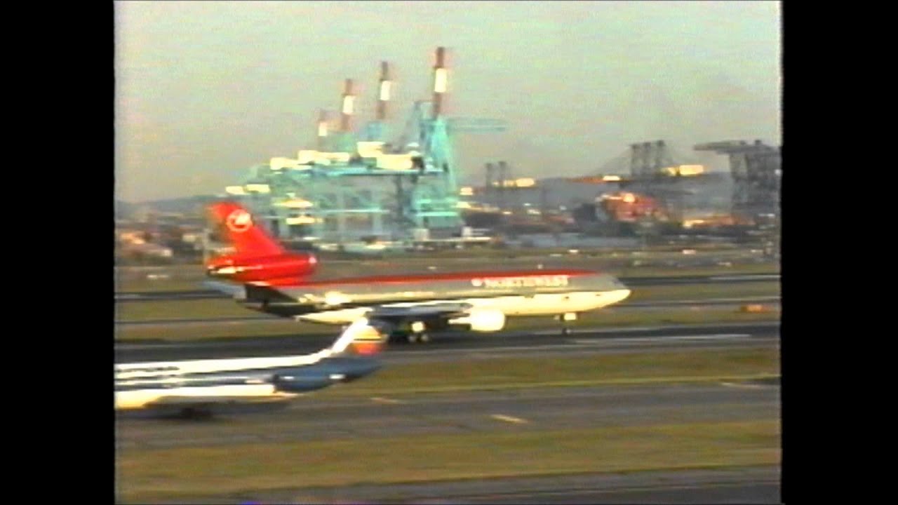 An Afternoon at Newark Airport in 1997