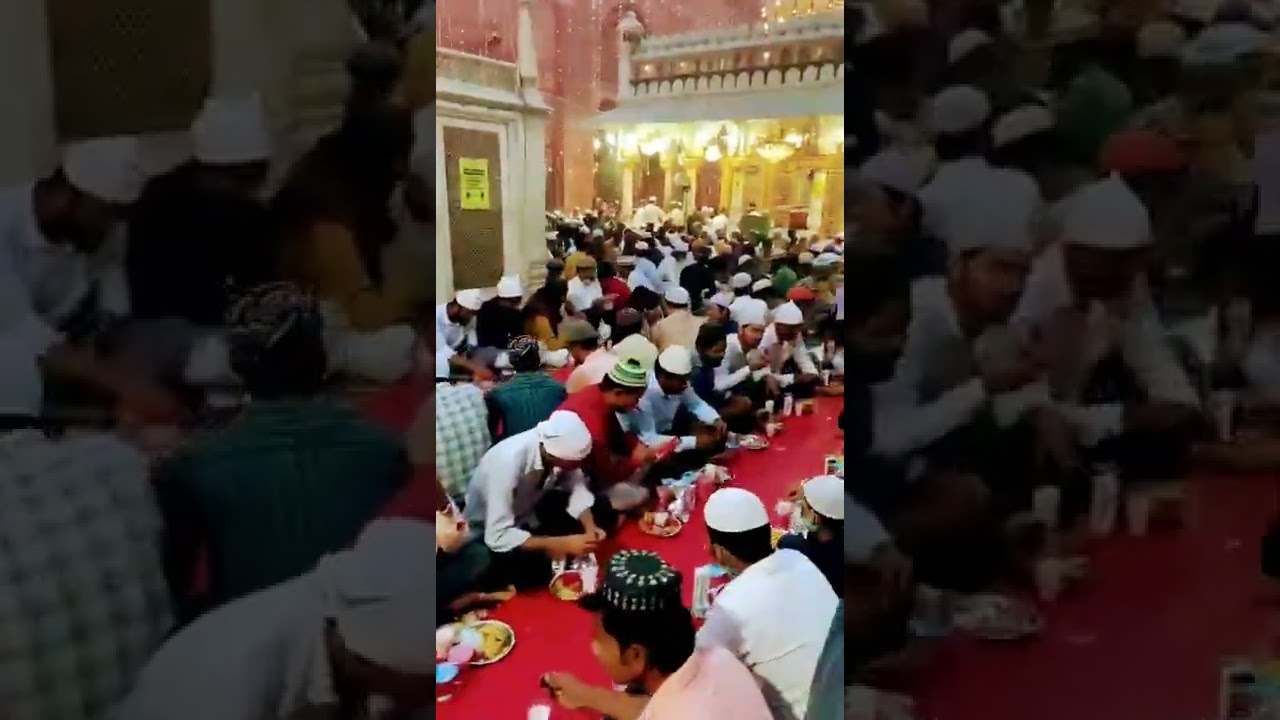 Roza Iftar at Hazrat Nizamuddin R.A.  #shorts #Delhi #sufi #Dargah #shrine