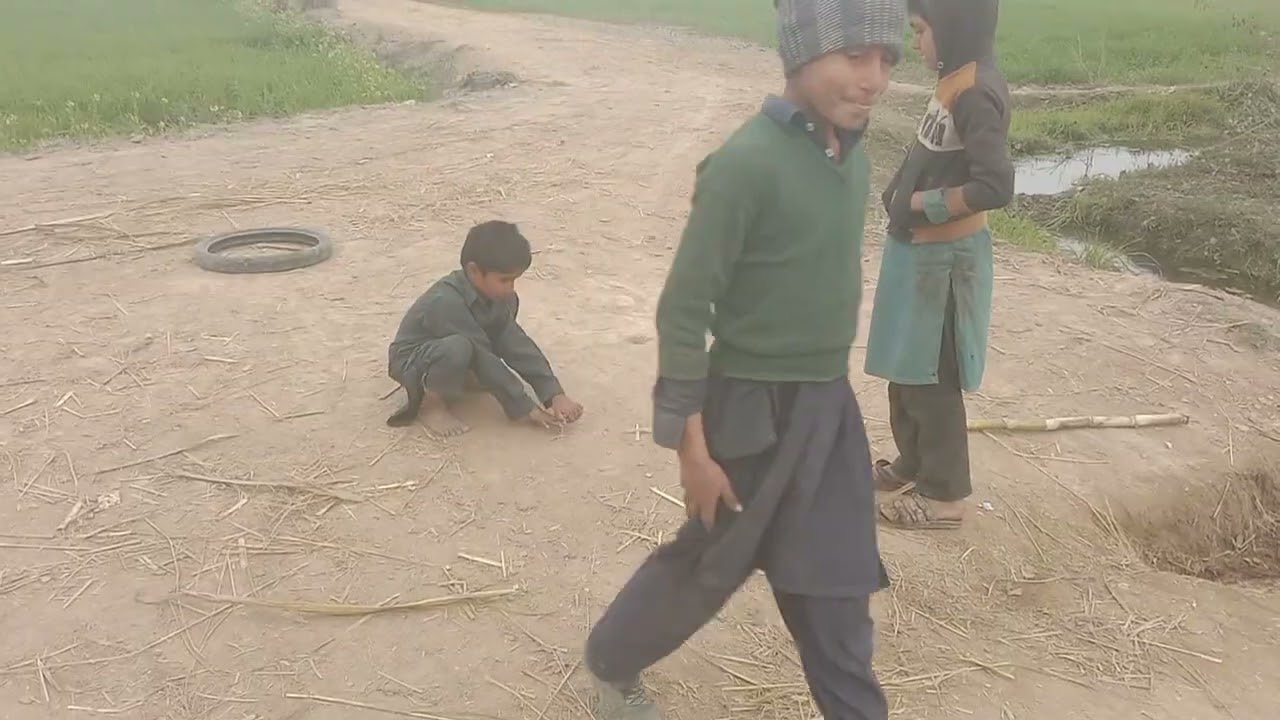 پنجاب وچ اج وی ایسی تھاواں نے جتھے بچے ائھ کھیل کھیلدے نے بہت پیارے راج تے پیارے لوگ اج وی وسدے نے