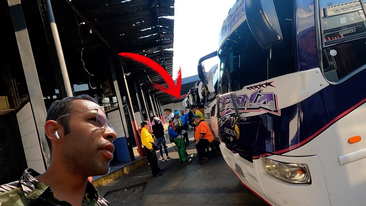 VIAJANDO EN AUTOBUS POR CARRETERA EN VENEZUELA  😨🇻🇪: Esta fue mi experiencia 😱