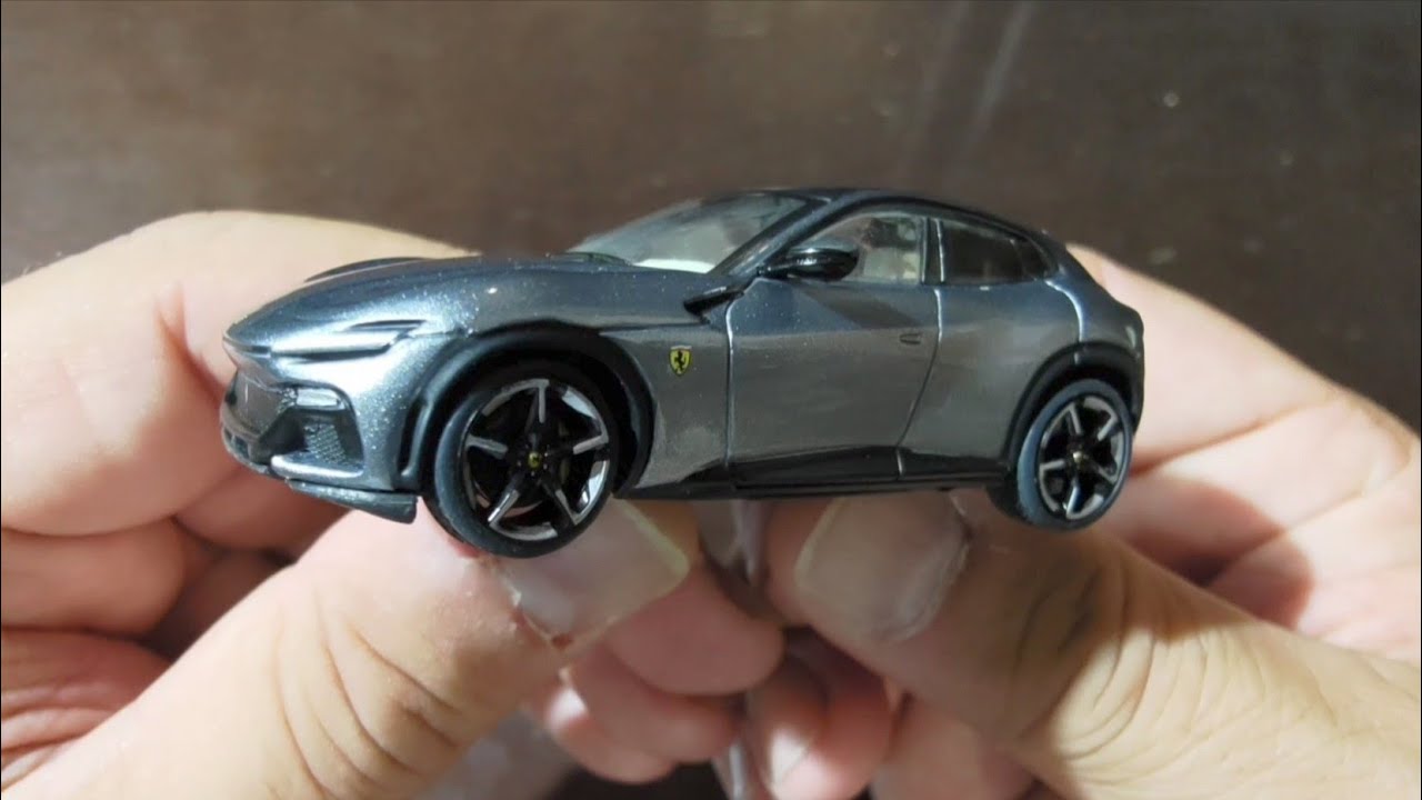 Ferrari Purosangue (2022) 1:64 Ferrari GT limited edition Centauria uscita n.17