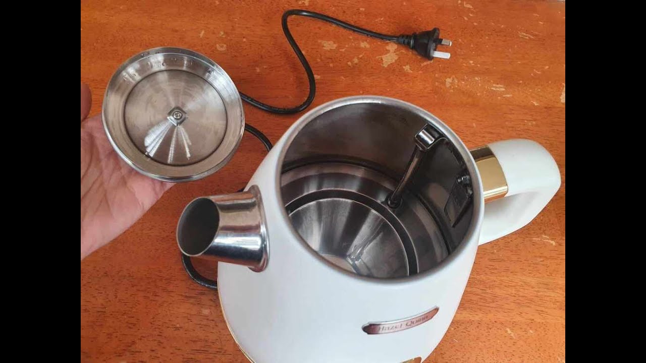 Hazel Quinn Electric Kettle with No Plastic in the Interior