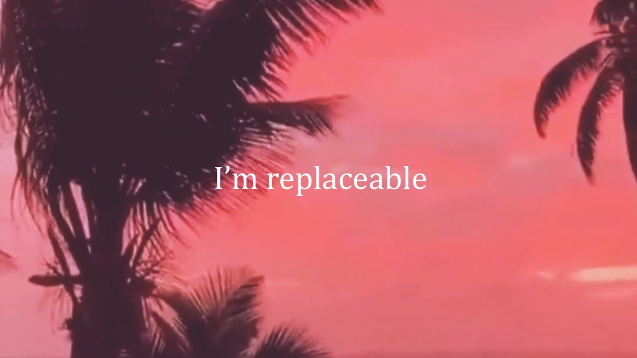Ghostyboy ft. lil happy lil sad - I'm replaceable