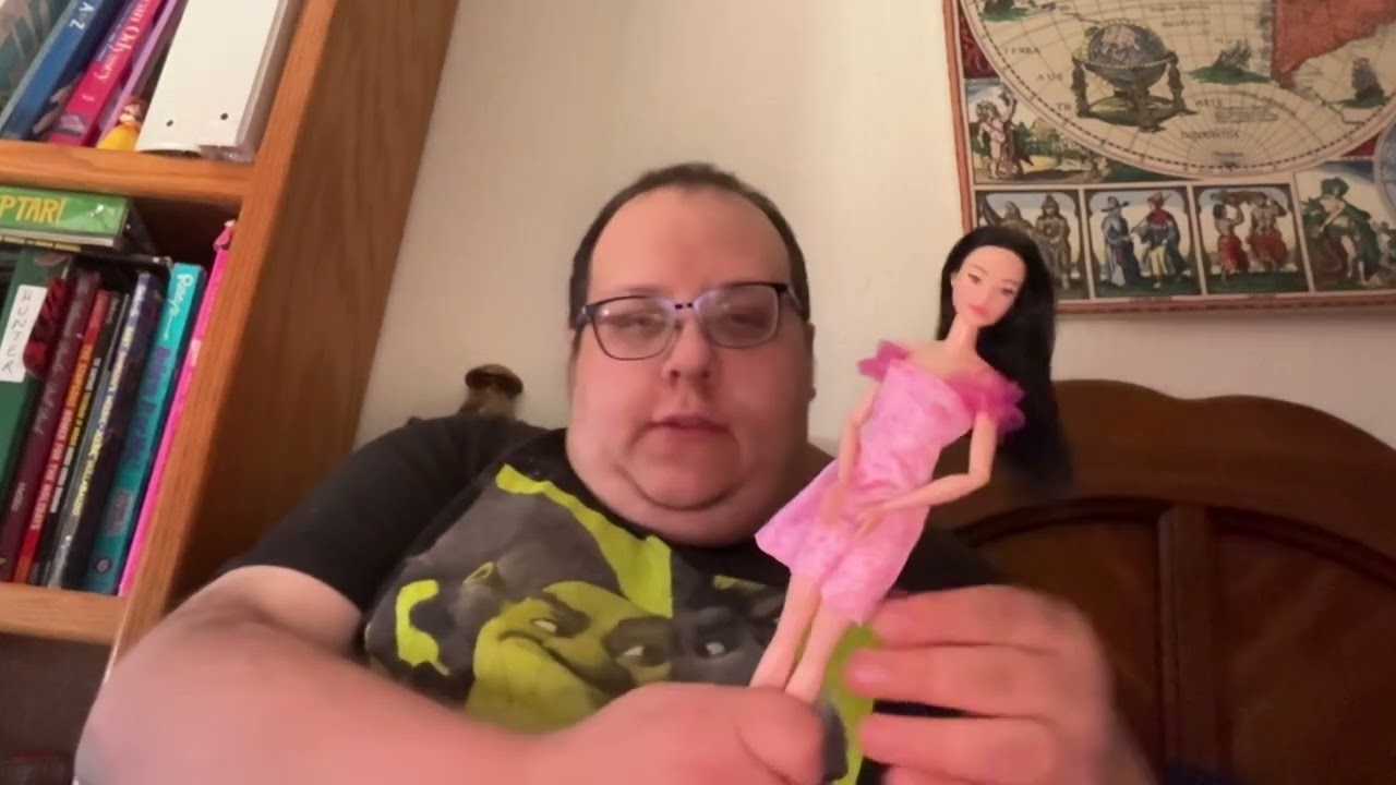 New Barbie fashion packs