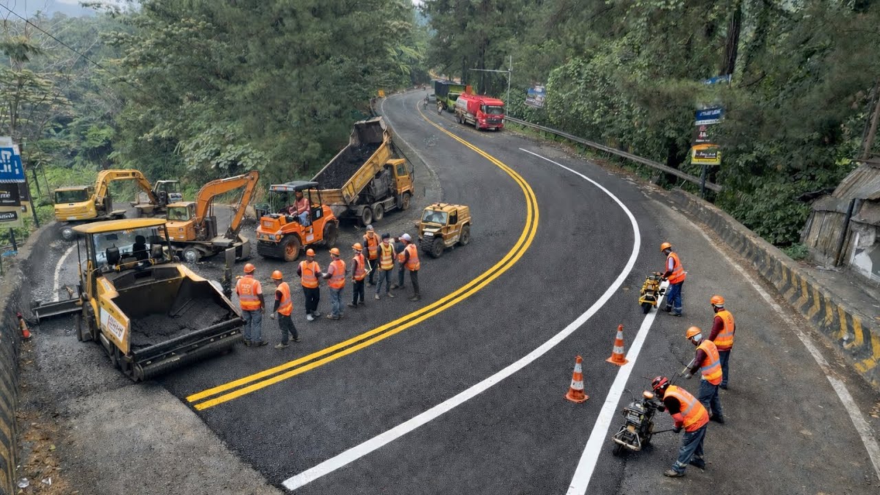 SITINJAU LAUIK TUTUP TOTAL !! Akhirnya Pemerintah Jalan Dan Memberi Garis Rambu-Rambu  Marka Jalan
