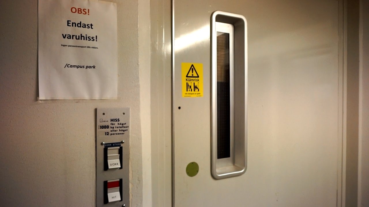 Machine Room Tour! 1969 DEVE holeless hydraulic elevator (mod) @ Vågbro Center, Söderhamn, Sweden