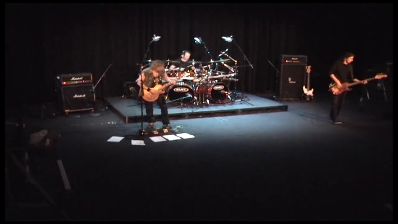 Adrian Smith Sing Crossroads