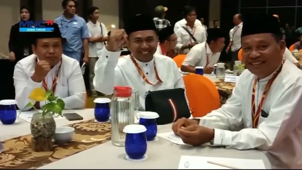 KPU Gresik Gelar Deklarasi Kampanye Damai Pilbup Gresik 2024 - Lintas iNews Jatim
