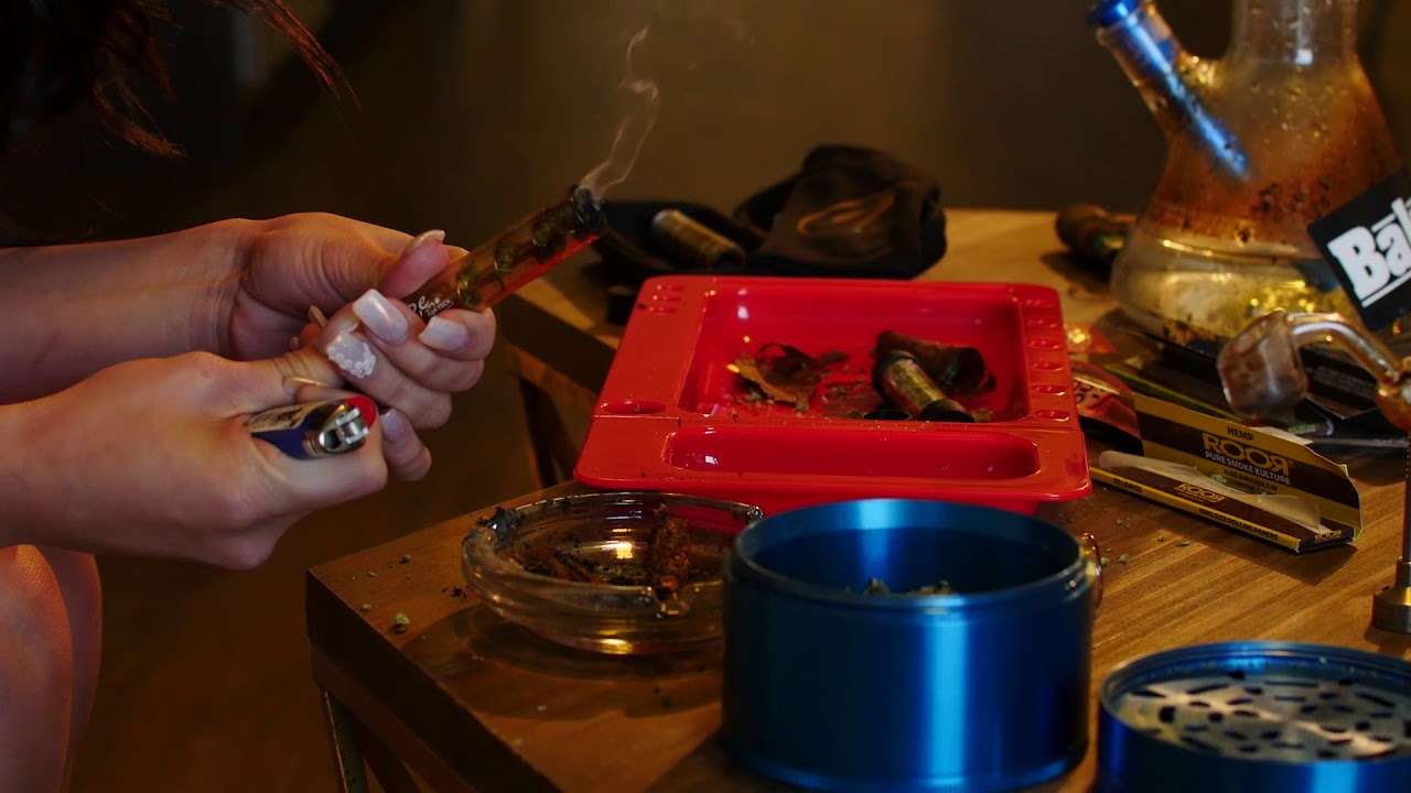 BakeBros - 7pipe twisty glass blunt part 2