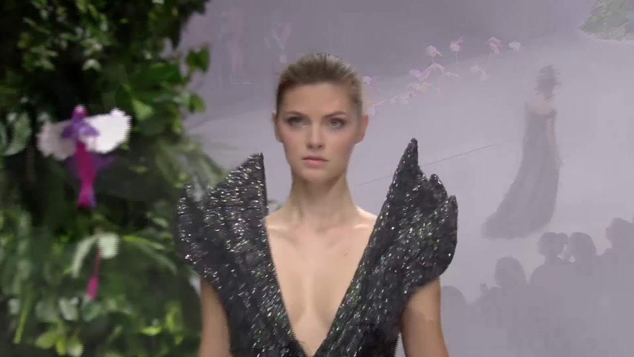 CARLA RUIZ | Vestidos fiesta/invitadas boda colección 2020 (Desfile VBBFW19)