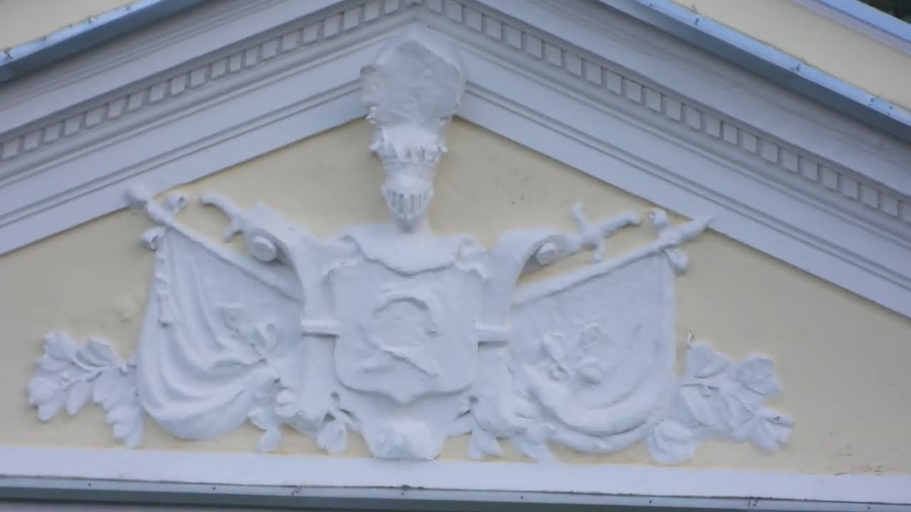 Pałac Raczyńskich, Złoty Potok