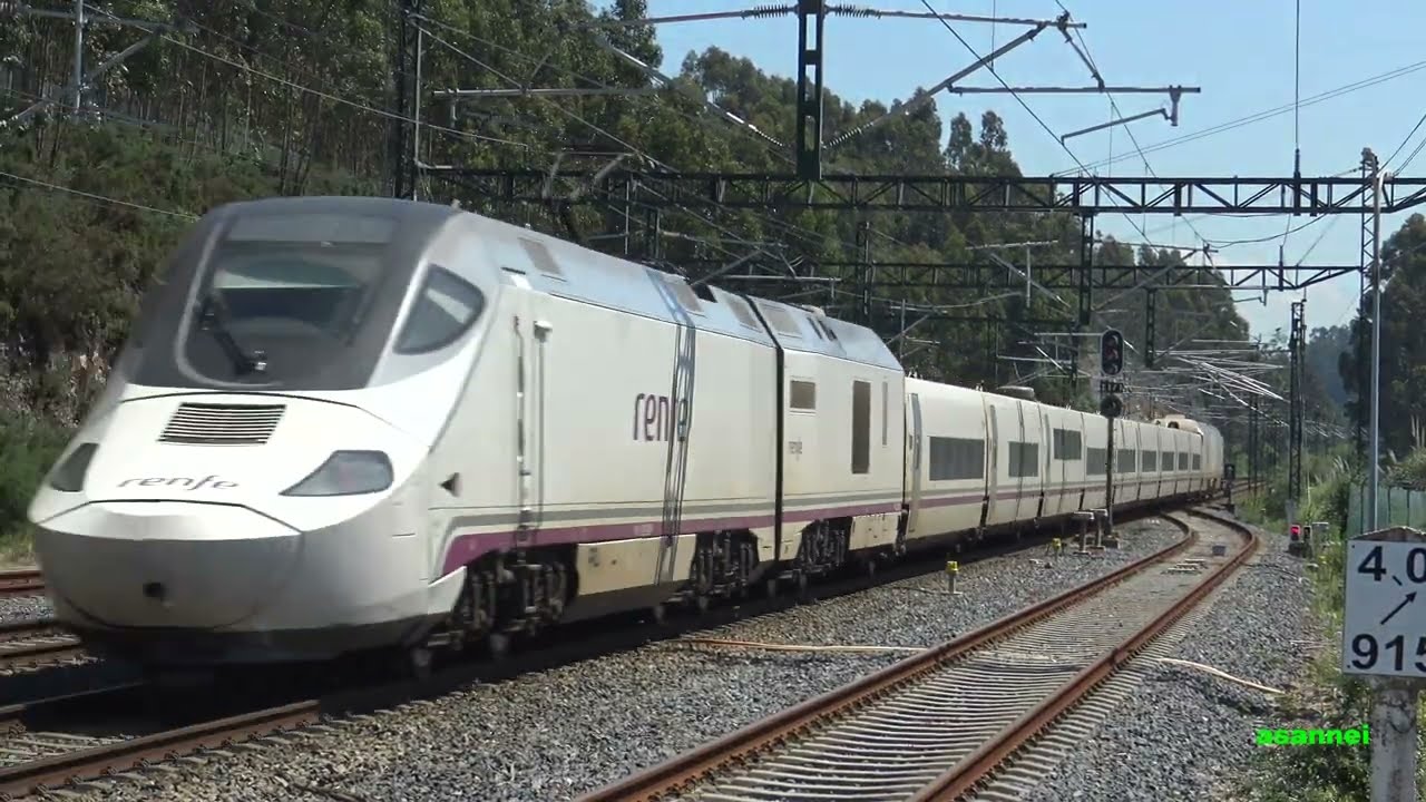 4K 2024 05 10 ESPERANDO AL AVRIL EN LA ESTACION DE UXES