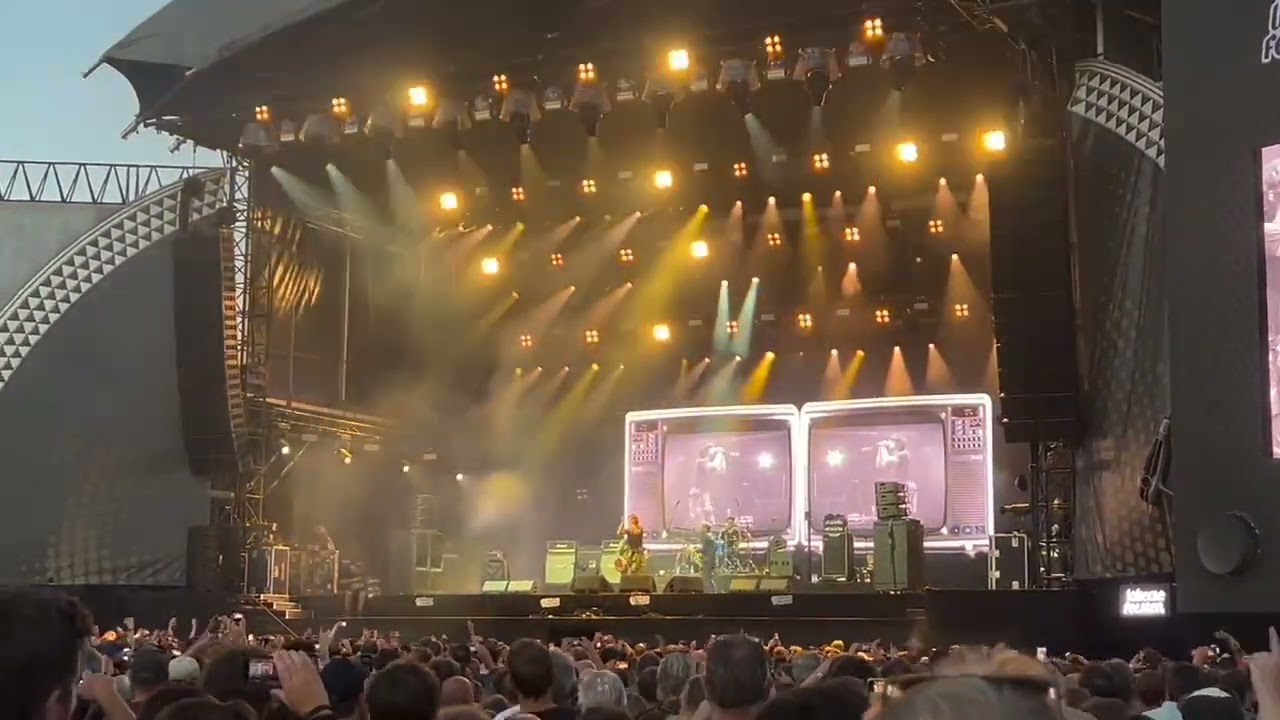 Richard Ashcroft  - Bitter Sweet Symphony (live)