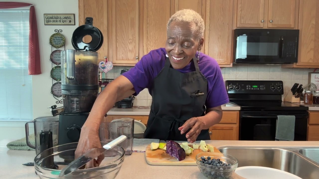 Day 2 October Juice Up Mornings: Juice Up With the Electrifying  Purple Cabbage
