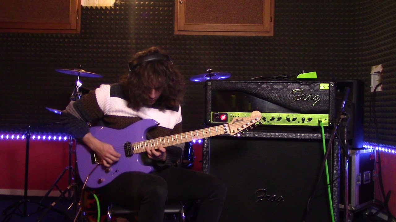 FROG Backfire 100 Midi - Special Edition Valentino Francavilla | EUGENE'S TRICK BAG