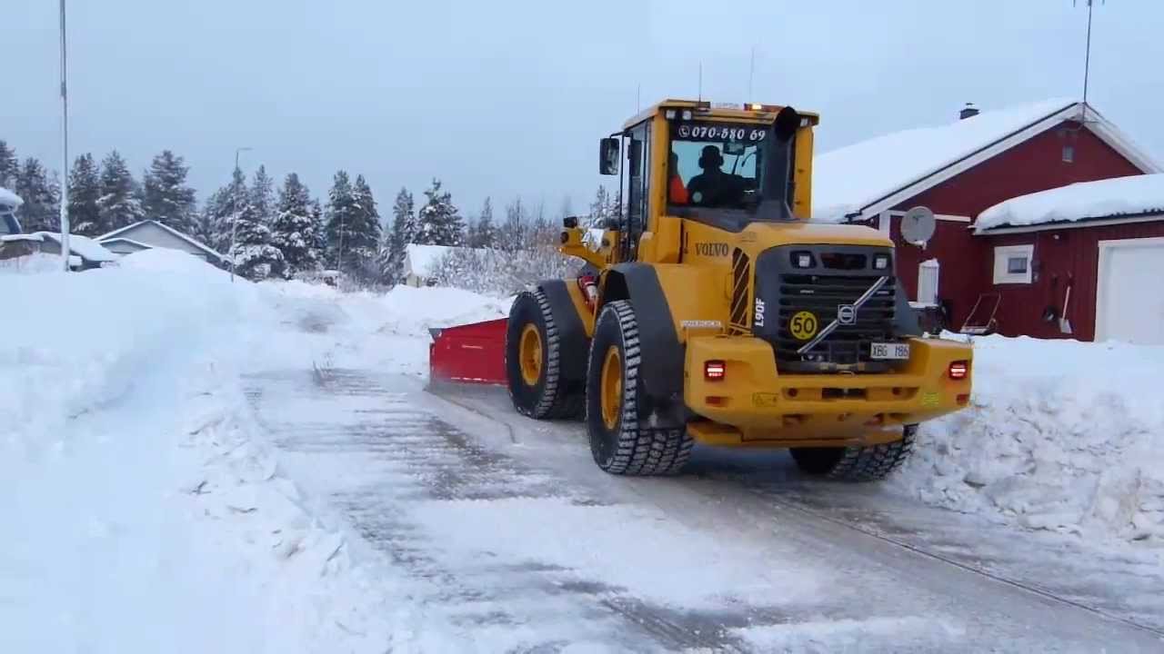 Volvo L90F with Siljum Isrivare / Ice cutting blade (Multiplog)