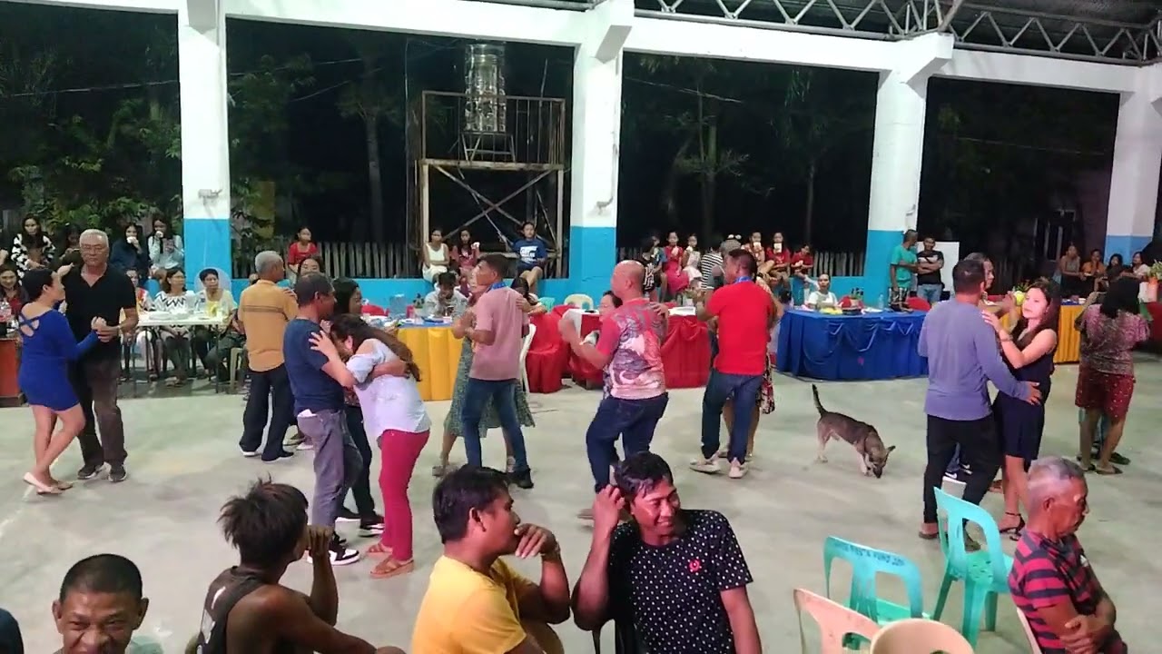 Ang saya talaga pag palapit na Ang pasko dahil maraming kasiyahan saating brgy Ang galing nila❤️👏👏