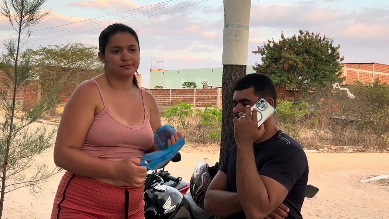 Claudinha se confundiu na entrega