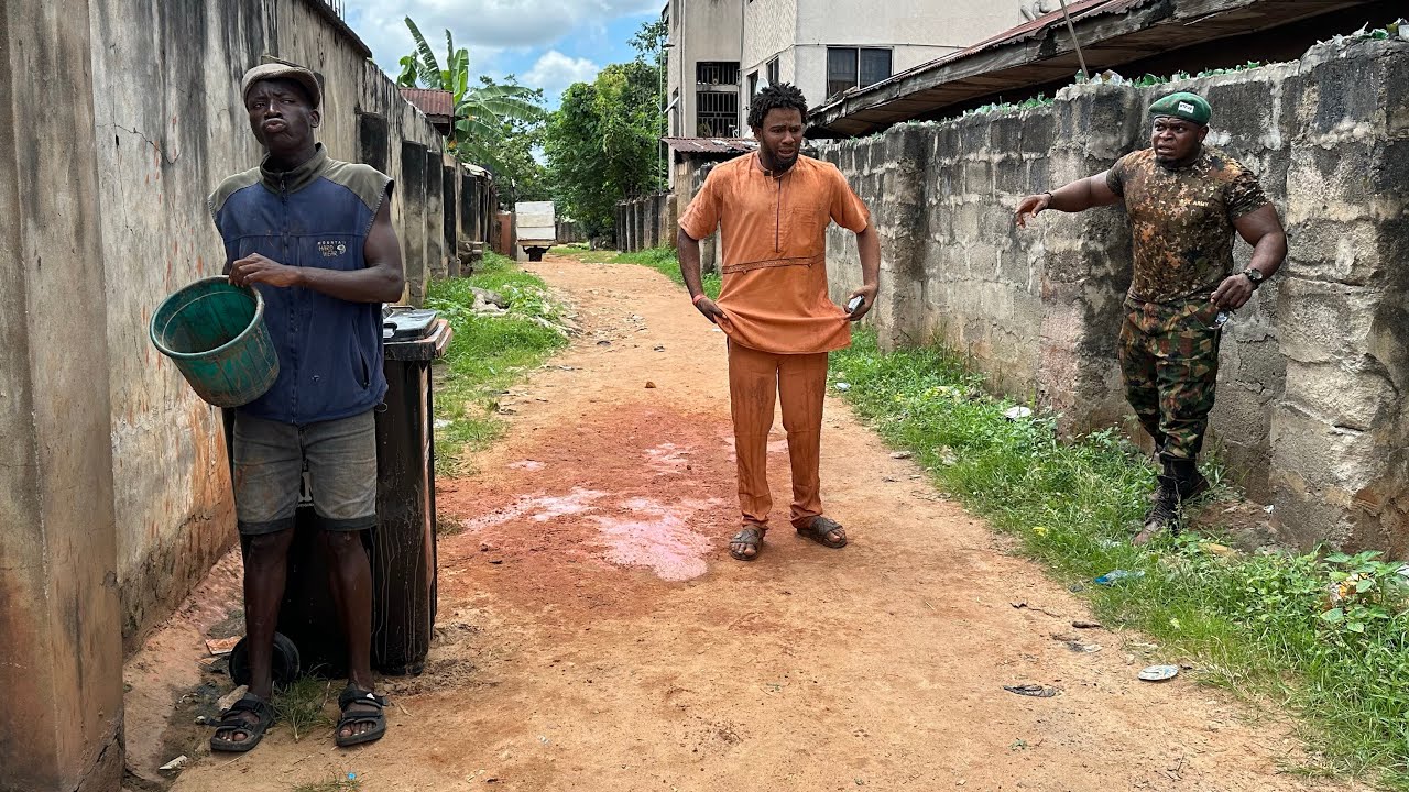 The mud stain ( broda 2much talk )