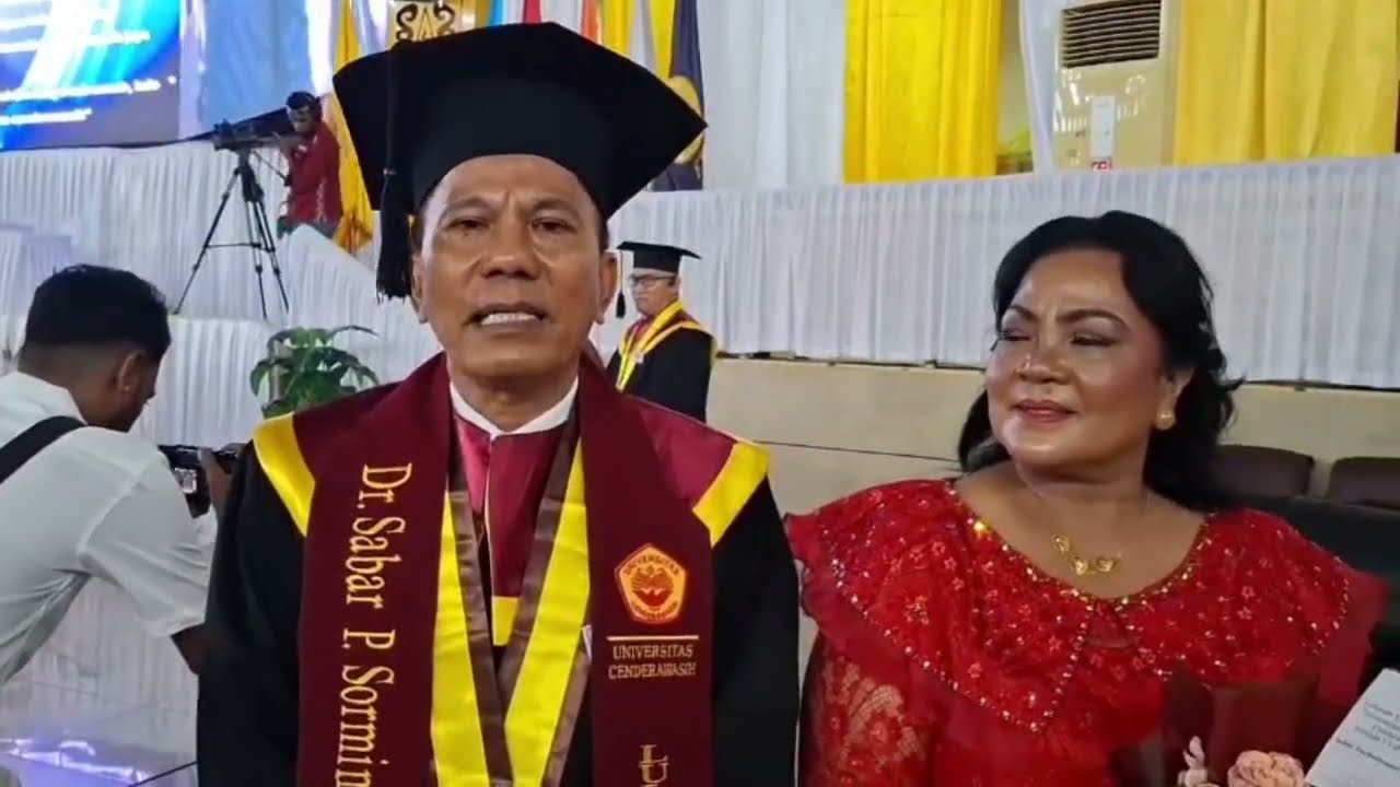 Dr Sabar Parlindungan Sormin Raih Lulusan Terbaik Uncen