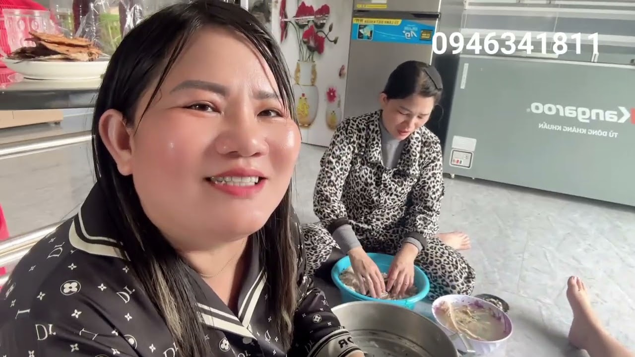 làm xiết trả đơn cho khách ăn Tết 