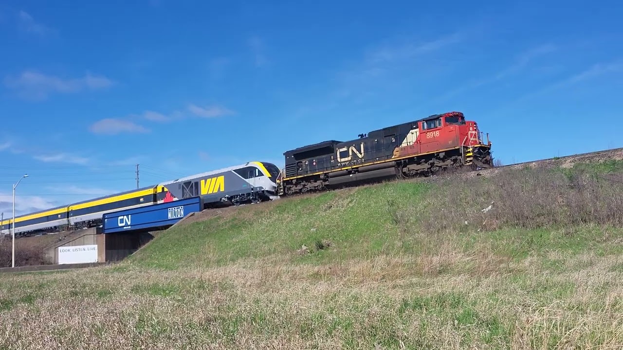VIA Siemens Delivery #29! CN P276 - 8918E at Milbase - April 30, 2025
