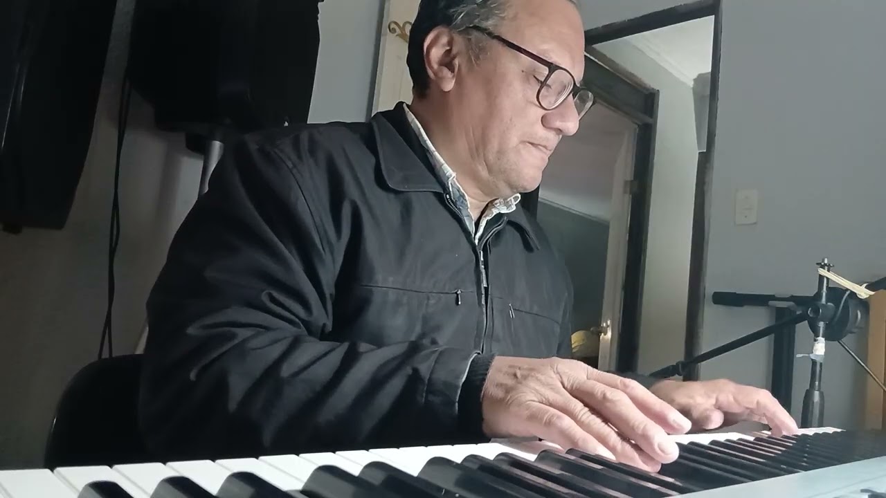 Josè Arroyo. 