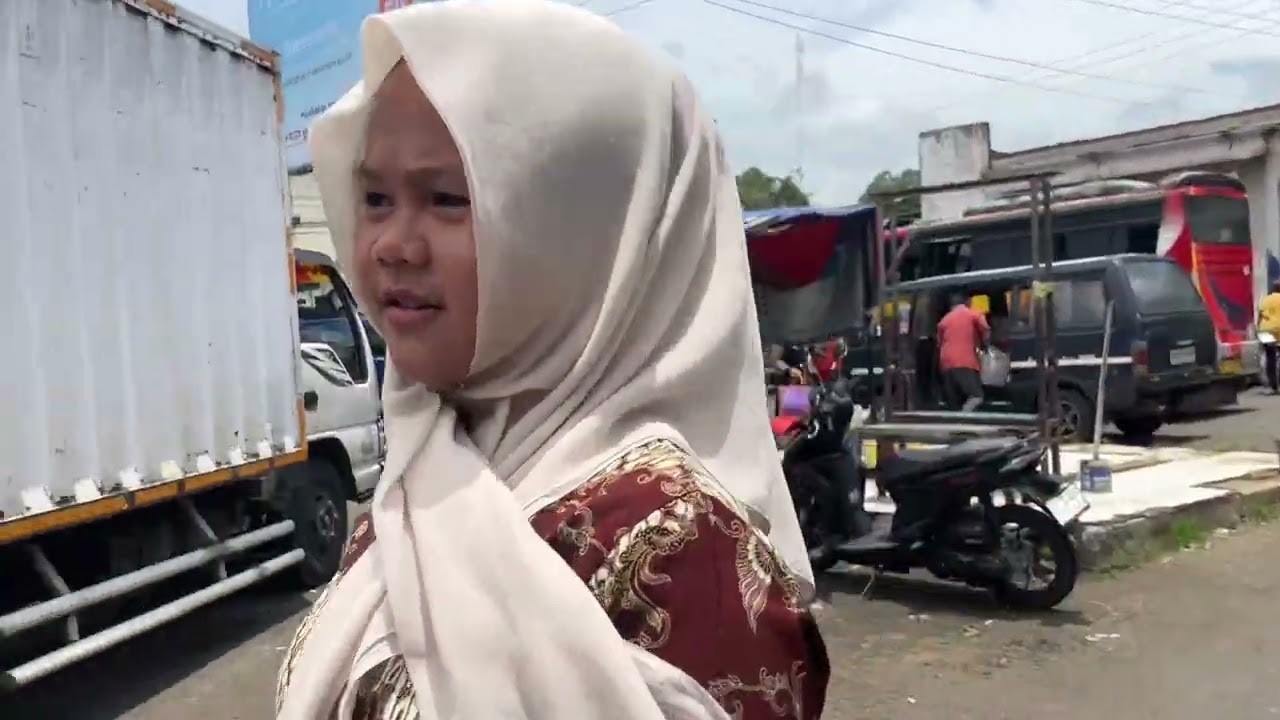 Ujian Praktek B.jawa dan Seni Budaya Kelompok 1 Kelas 9b (Ngesti Rahayu Ing Dino Weton)