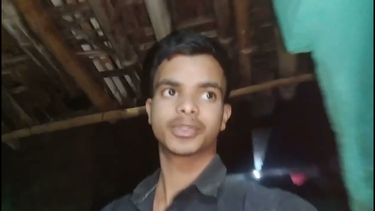 Ghar #dwar# paise# se Garib nahin Hai Garib chaal se#