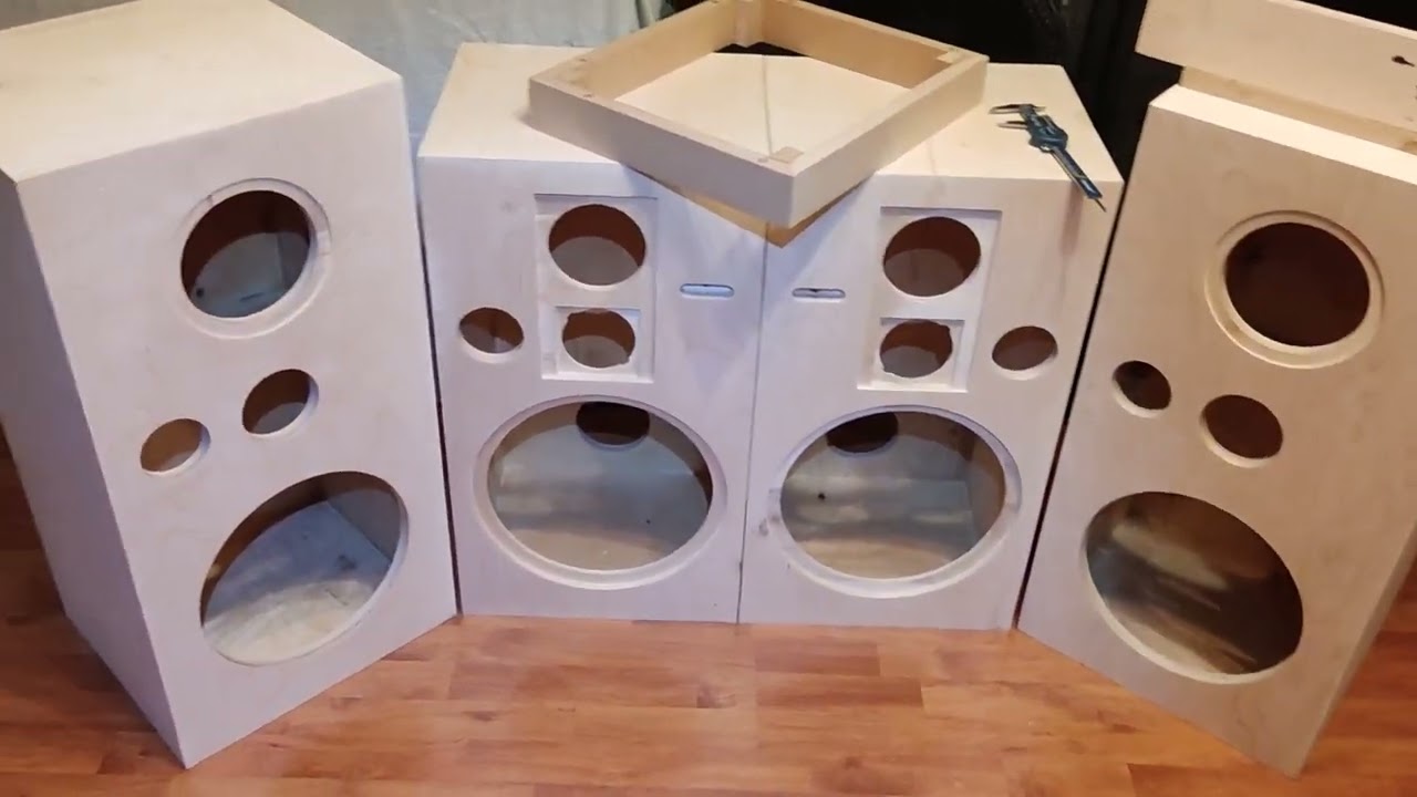 Новые корпуса из фанеры корвет кливер 150ас-001 и не только