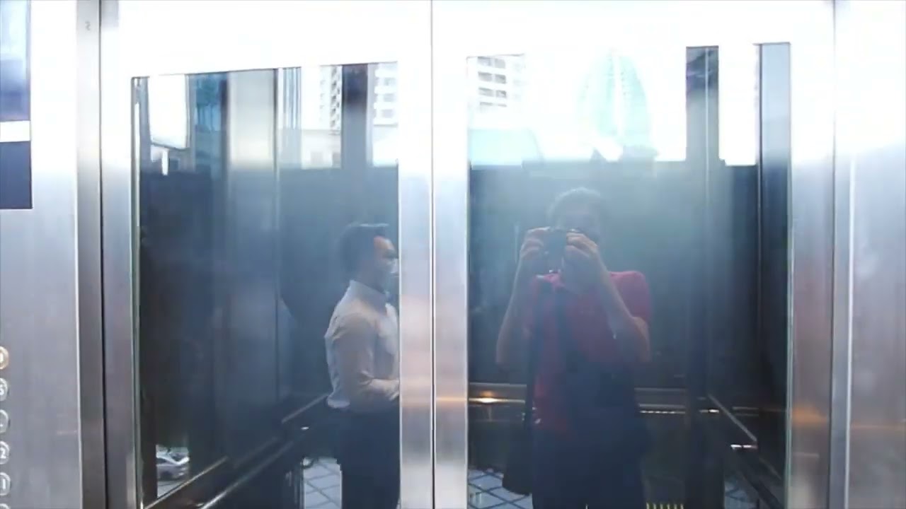 Mitsubishi glass lift at Sunway resort hotel (additional Lift) (read dicreption)
