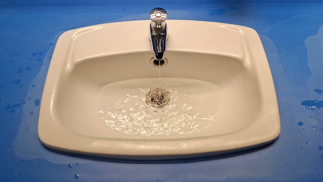 Natural History Museum Basement, (Ladies) Armitage Shanks, Countertop sink & Xlerator hand dryer 