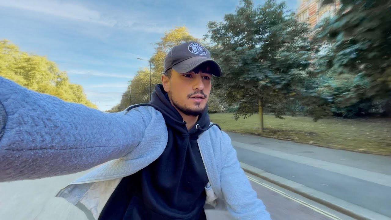 floating around London