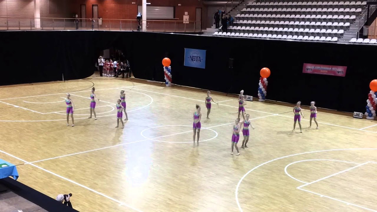 NBTA NK 2012 Oranje IJsselmuiden Minirettes