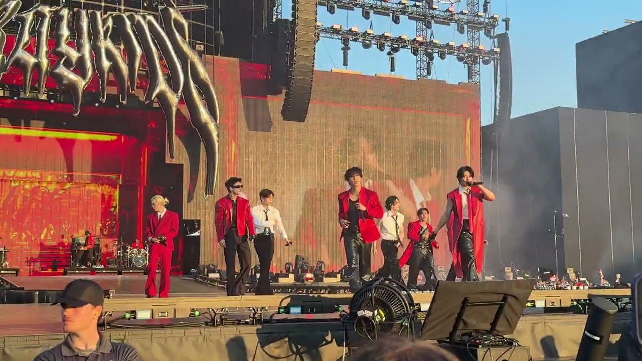 Stray Kids Chk Chk Boom Dominate Toronto 062925
