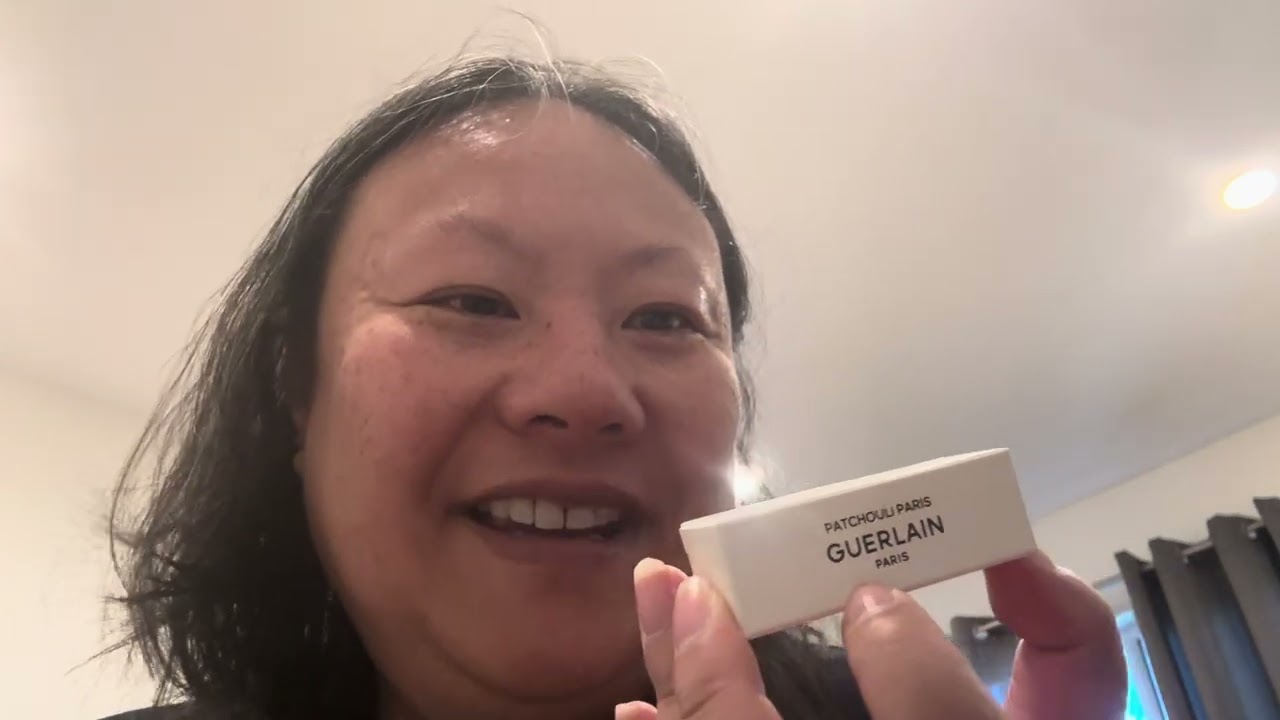March 29, 2025 What’s in my family heritage handbag 👜